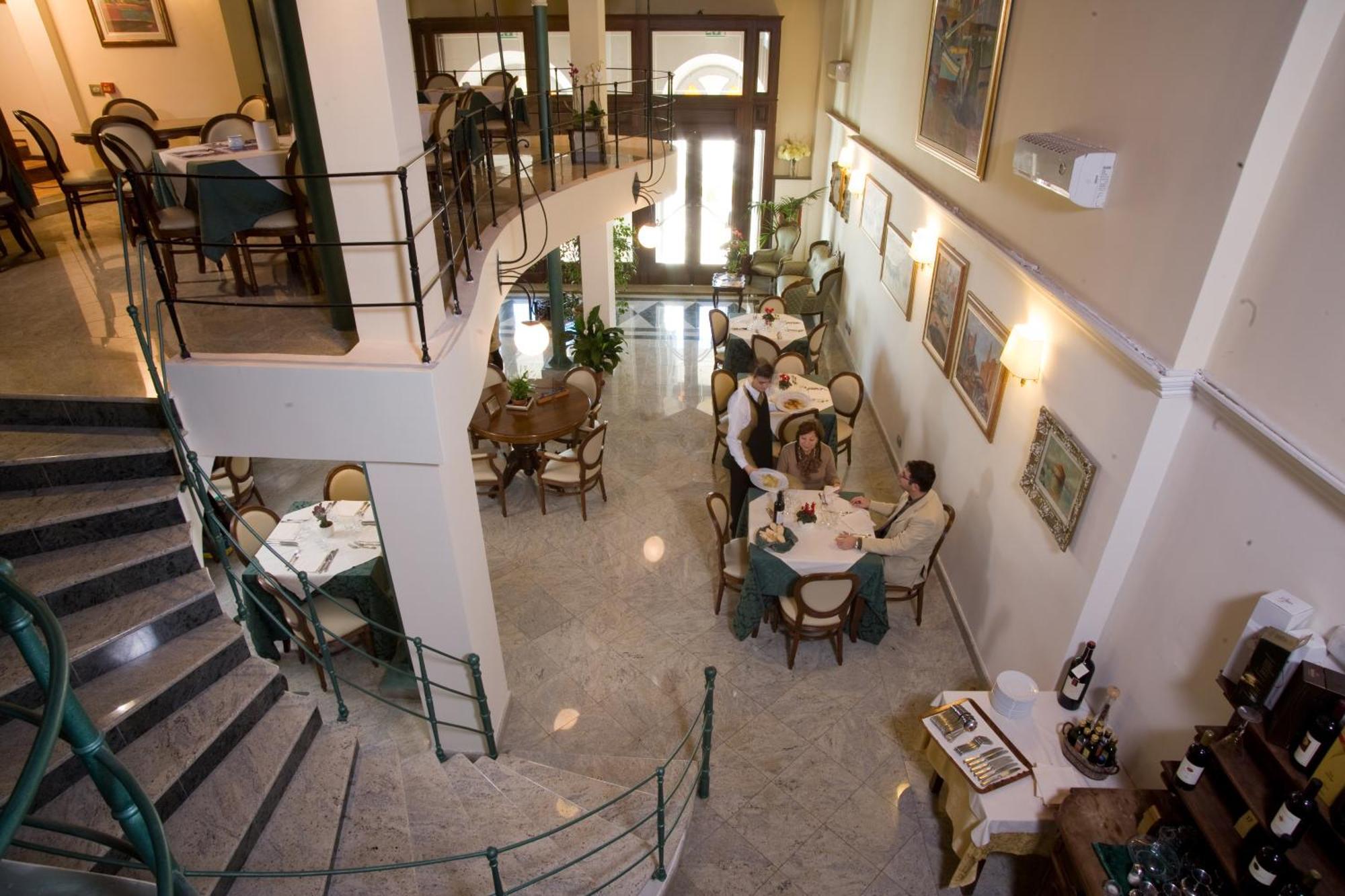Hotel Hieracon カルロフォルテ エクステリア 写真